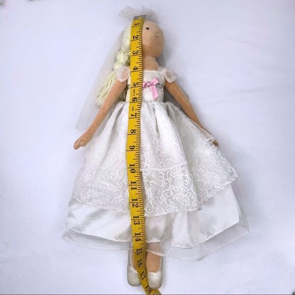 PLAY WONDER Bride 18” Plush Play Doll Wedding Dress - Picture 10 of 10
